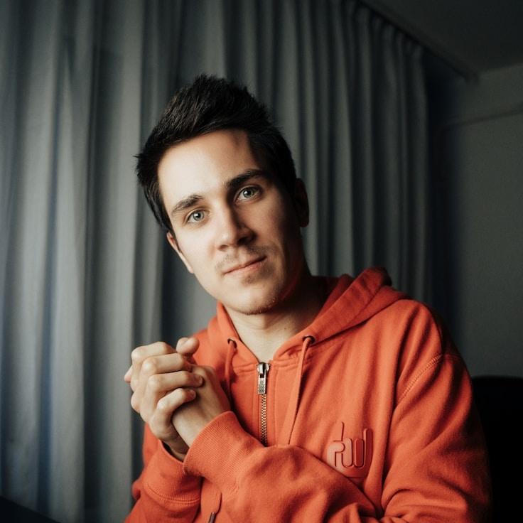 Portrait of Mira Kapoor meditation instructor